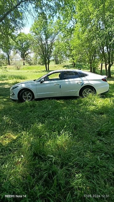 Транспорт: Hyundai Sonata: 2021 г., 2 л, Автомат, Газ, Седан — 4