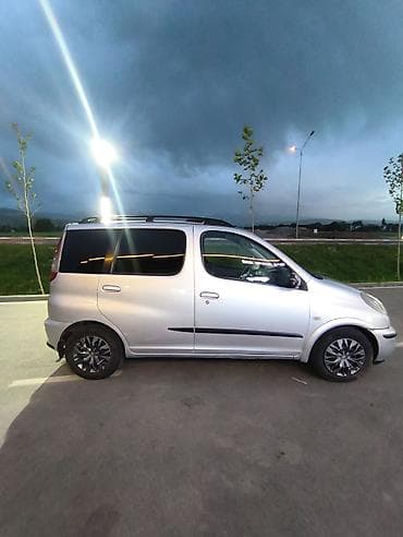 GAC: Toyota Funcargo: 2003 г., 1.5 л, Механика, Бензин, Универсал — 4