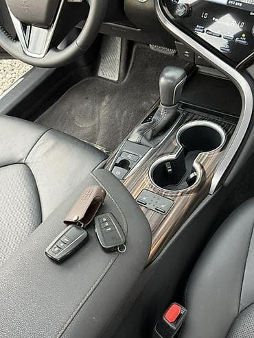 Toyota Camry: 2020 г., 2.5 л, Автомат, Бензин, Седан — 10