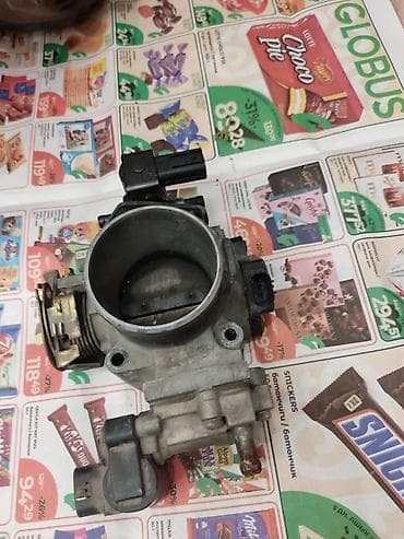 down pipe: Дроссельная заслонка Honda 2003 г., Б/у, Оригинал, Япония — 2