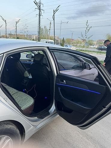 step 2: Hyundai Sonata: 2018 г., 2 л, Типтроник, Газ, Седан — 5