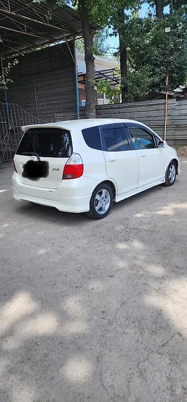 даево матиз 1: Honda Fit: 2003 г., 1.5 л, Автомат, Бензин — 3