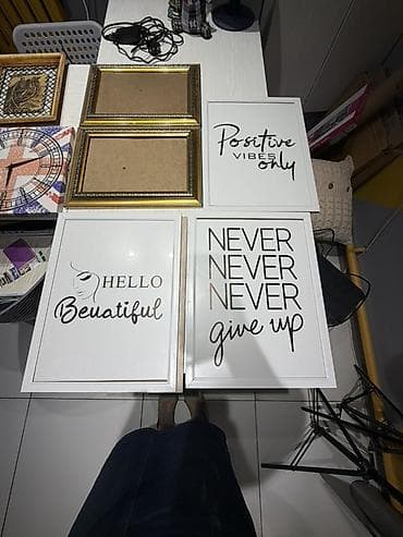 berber mirror second hand: 500 сом 1 штук Набор настенных постеров и рамок для декора интерьера — 1