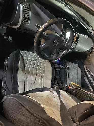 Nissan Primera: 2002 г., 1.6 л, Автомат, Бензин, Седан — 1