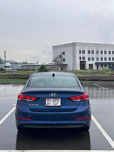 e2 byd: Hyundai Elantra: 2017 г., 2 л, Автомат, Бензин, Седан — 3