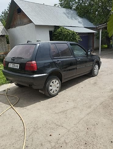 сктер: Volkswagen Golf: 1995 г., Хетчбек — 1