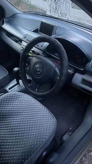 Продажа авто: Mazda Demio: 2003 г., 1.3 л, Автомат, Бензин, Хэтчбэк — 7