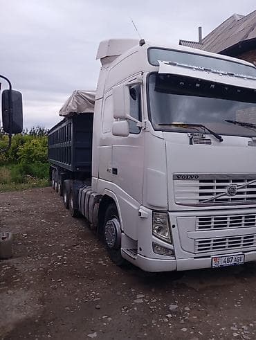 лампы освещения: Тягач, Volvo, 2004 г., Самосвал — 2