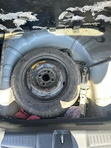 климат контроль одиссей: Honda Fit: 2002 г., 1.3 л, Вариатор, Бензин, Хэтчбэк — 8