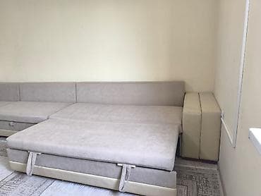 кухонный угловой диван: Продаётся угловой диван для гостиной. Характеристики: - Тип: угловой — 2