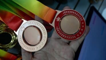 продаю медали: 💬 Наш новый адрес: ул Тимирязева 65 пер Токтогула 💚💚💚 ✅ Медали — 15