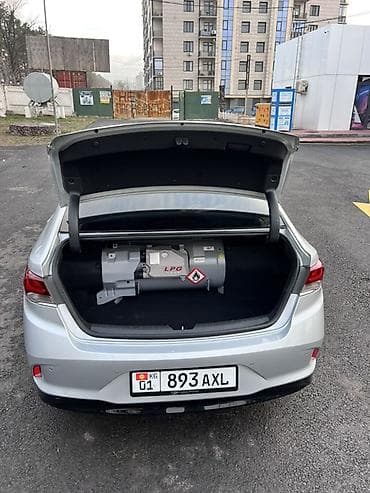 Hyundai Sonata: 2020 г., 2 л, Автомат, Бензин, Седан — 6