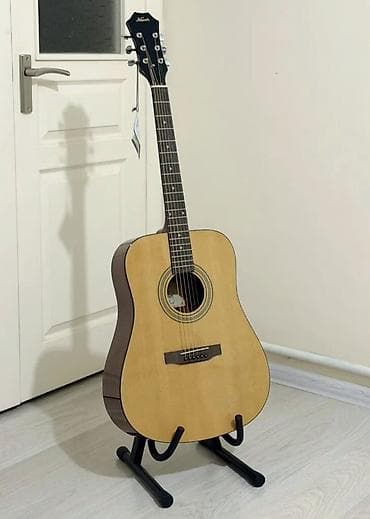 Гитара продаётся в отличном состоянии - Классическая акустика 6 at lalafo.kg Гитара продаётся в отличном состоянии - Классическая акустика 6