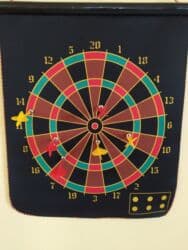 купить тенисный стол: Двусторонний настенный дартс с магнитными дротиками. - Полотно на — 4