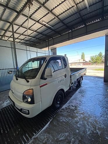 эвакуатор ивеко: Hyundai Porter: 2019 г., 2.5 л — 3