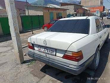 мерседес бенс а: Mercedes-Benz W124: 1985 г., 2 л, Механика, Бензин, Седан — 4