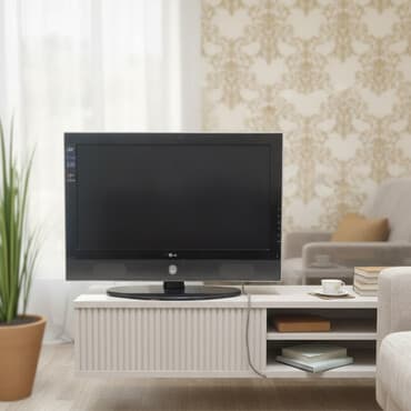 📺 Телевизор LG, Б/У Цена: всего 3500 сом Хорошее состояние, работает