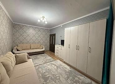 3: 1 комната, 42 м², 12 мкр 106 серия улучшенная, 3 этаж — 8