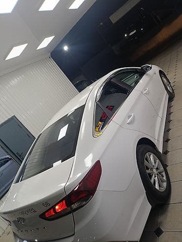 Hyundai Sonata: 2020 г., 2 л, Автомат, Газ, Седан — 4