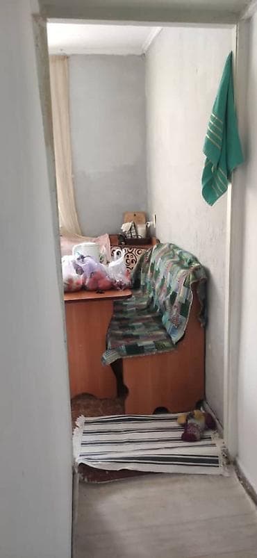 1 комната: 1 комната, 25 м², 4 этаж, Старый ремонт — 4