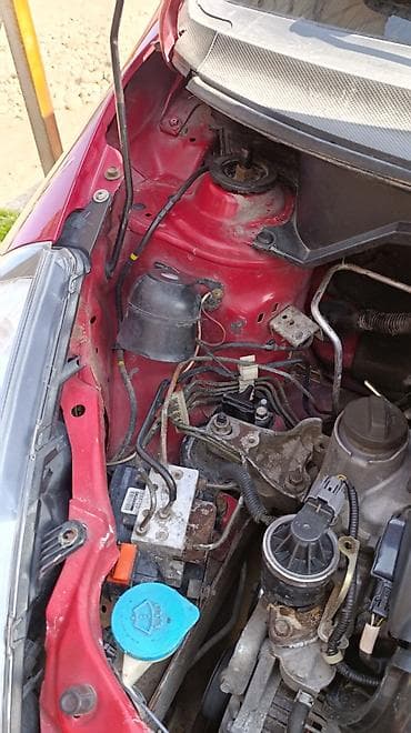 Honda Fit: 2002 г., 1.3 л, Автомат, Бензин, Хэтчбэк