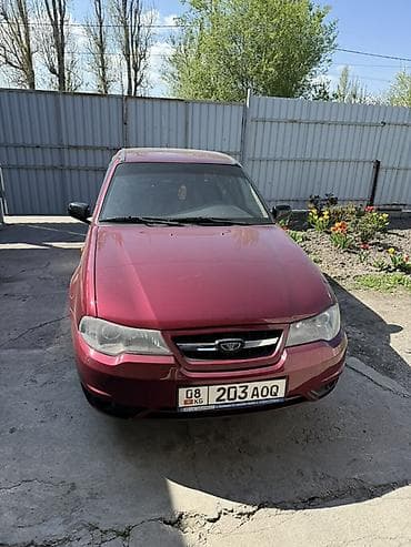 70 сом: Daewoo Nexia: 2011 г., 1.5 л, Кол менен иштөөчү, Бензин, Седан — 3