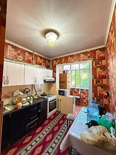 Квартиры: 2 комнаты, 50 м², 105 серия, Восток-5 мкр 105 серия, 3 этаж, Старый ремонт — 1