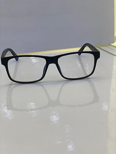 Оправы для очков с прямоугольной формой линз - Классическая