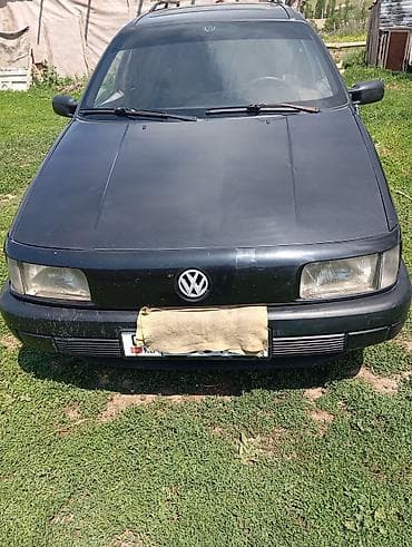 Транспорт: Volkswagen Passat: 1991 г., Механика, Универсал — 6