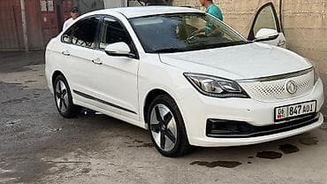 Dongfeng : 2019 г., 1.6 л, Автомат, Электромобиль, Седан