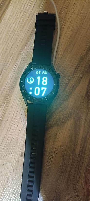 Apple Watch: Смарт‑часы с круглым дисплеем и силиконовым ремешком Основные — 2