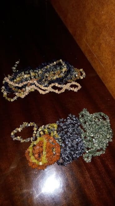 Браслеты. бусы из натурального камня Браслеты-200сом. бусы-400сом