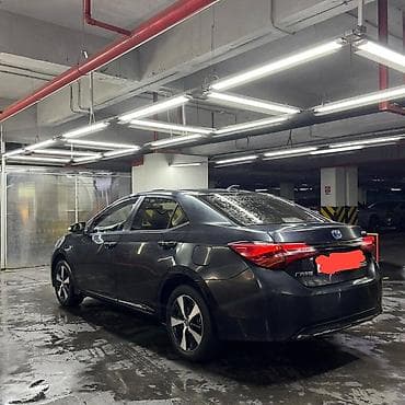дн 8 салон: Toyota Levin: 2020 г., 1.8 л, Робот, Гибрид, Седан — 3