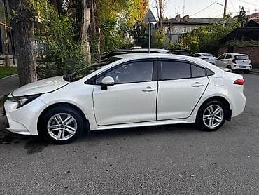 bmw 1: Toyota Levin: 2019 г., 1.2 л, Автомат, Бензин, Седан — 4