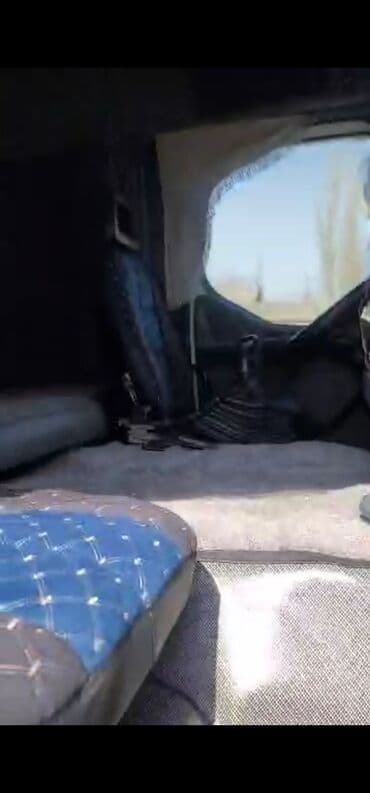 5112 r18: Грузовик, Renault, Б/у — 3