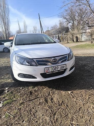 es 250: BYD E5: 2018 г., 2 л, Автомат, Электромобиль — 2