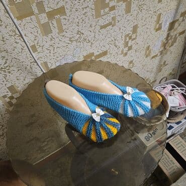 подарок на 8 марта: Вязаные следочки женские (ручная работа)
на 36-38 размер
250 с — 6