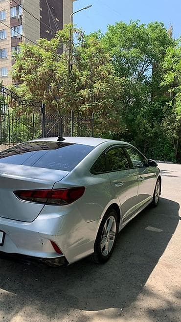 Продажа авто: Hyundai Sonata: 2018 г., 2 л, Автомат, Газ, Седан — 4