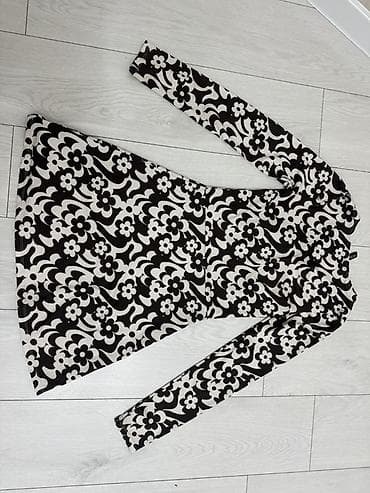 Личные вещи: Платья по 300сом Черное кружевное платье мини - Материал: тонкое — 7