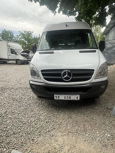 sprinter 315: Легкий грузовик, Mercedes-Benz — 7