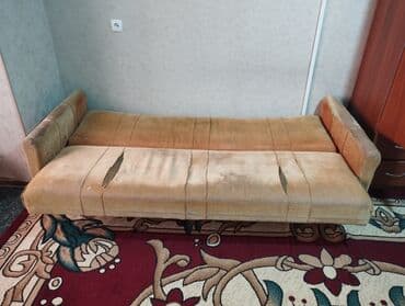 отдам даром мягкую мебель: Простой раскладной диван-кровать. Характеристики: - Механизм — 2