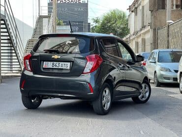авто с последующим выкупом нексия: Chevrolet Spark: 2018 г., 1 л, Автомат, Бензиновая, Хэтчбэк — 3