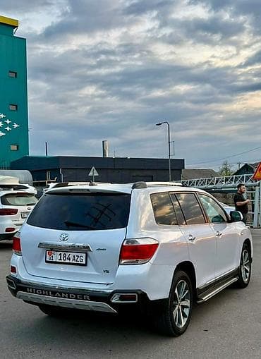 highlander 2012: Toyota Highlander: 2014 г., 3.5 л, Автомат, Бензин, Кроссовер — 3