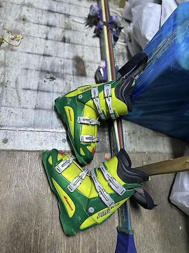 конная амуниция: Evasion 
Хороший кочиства 
Ботинки есть 44 размер — 3