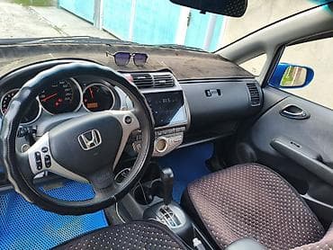 Honda Jazz: 2008 г., 1.5 л, Вариатор, Бензин, Хэтчбэк