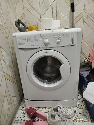 Стиральная машина Indesit, фронтальная загрузка. Характеристики и
