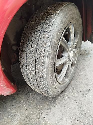 Toyota: Toyota Yaris Verso: 1999 г., 1.3 л, Механика, Бензин, Универсал — 8