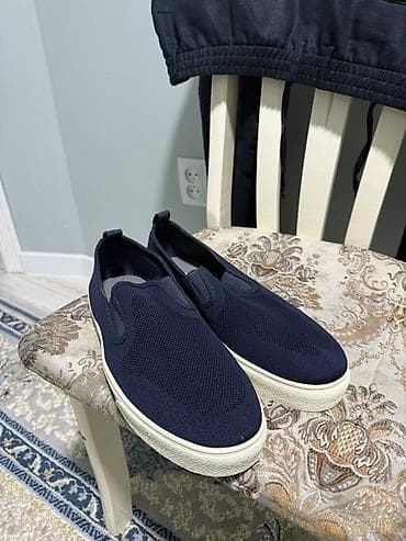 Слипоны мужские ZARA (Ни разу не надел, размер не подошел) На лето at lalafo.kg Слипоны мужские ZARA (Ни разу не надел, размер не подошел) На лето