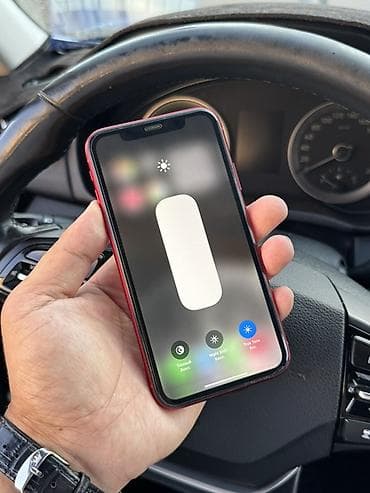 IPhone 11, Б/у, 64 ГБ, Красный, Защитное стекло, Чехол, 74 % — 2