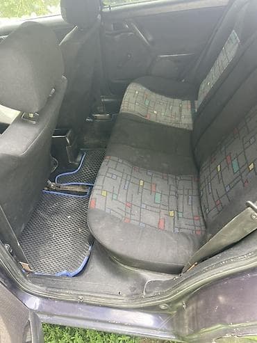 dron mavic 2: Volkswagen Vento: 1994 г., 1.8 л, Механика, Бензин, Седан — 8